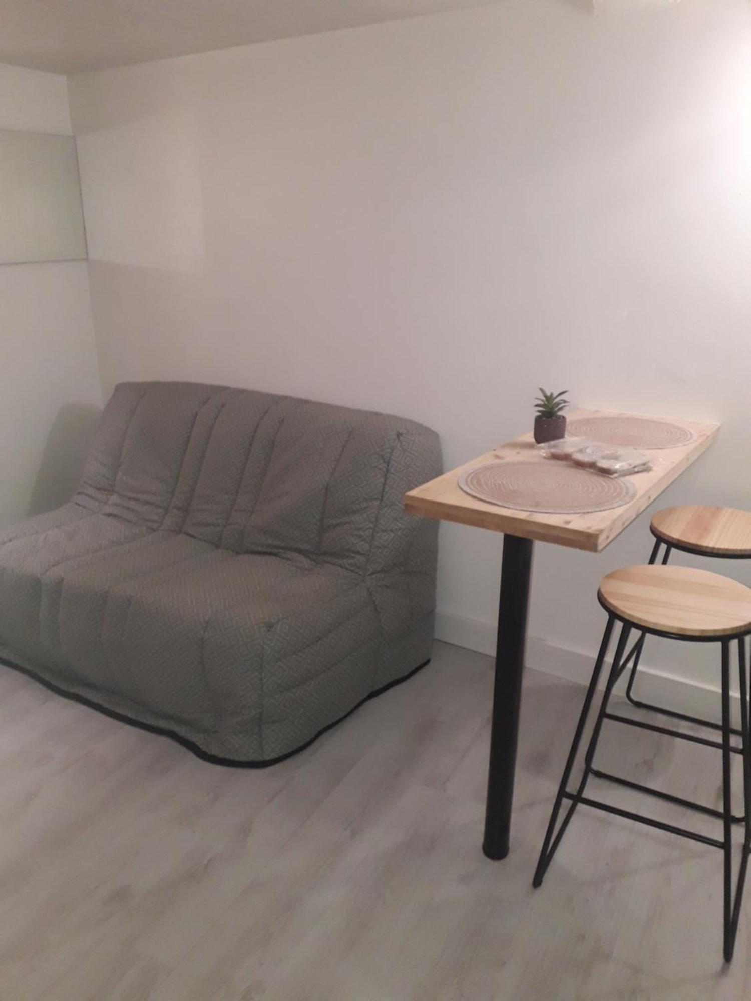 Joli Studio En Centre Ville นาร์บอนน์ ภายนอก รูปภาพ